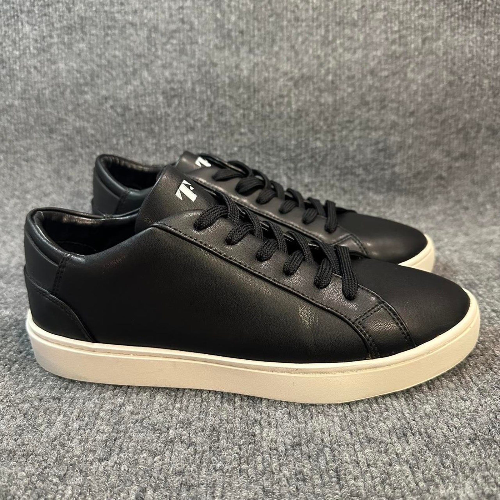Thousand Fell Women's Lace Up Sneaker Bio Leather Classic Minimalist Blk Shoes 7
